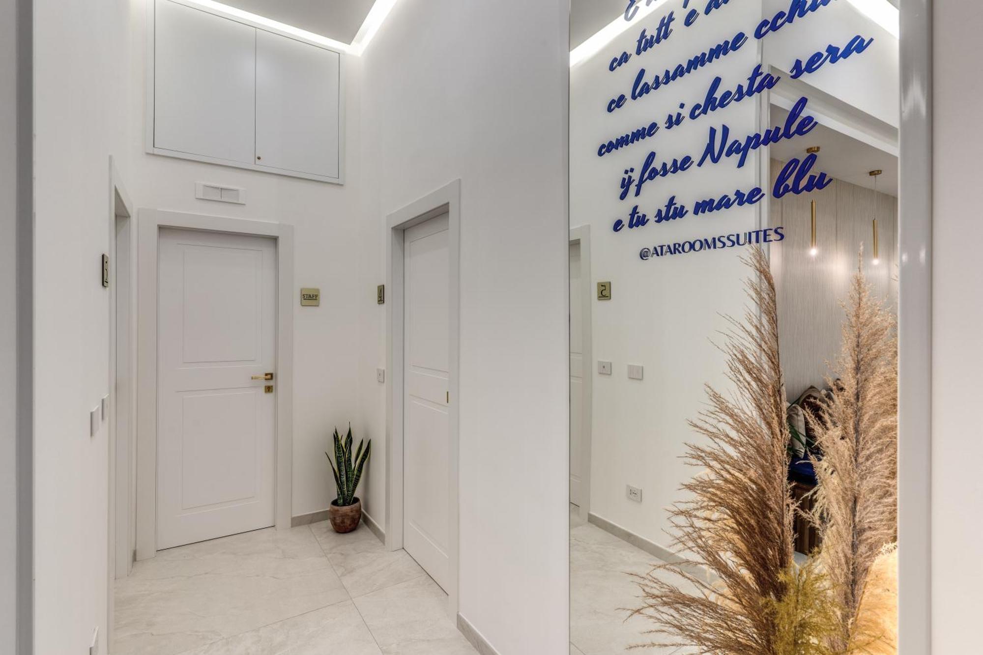 Atarooms Suites Napoli Exterior photo